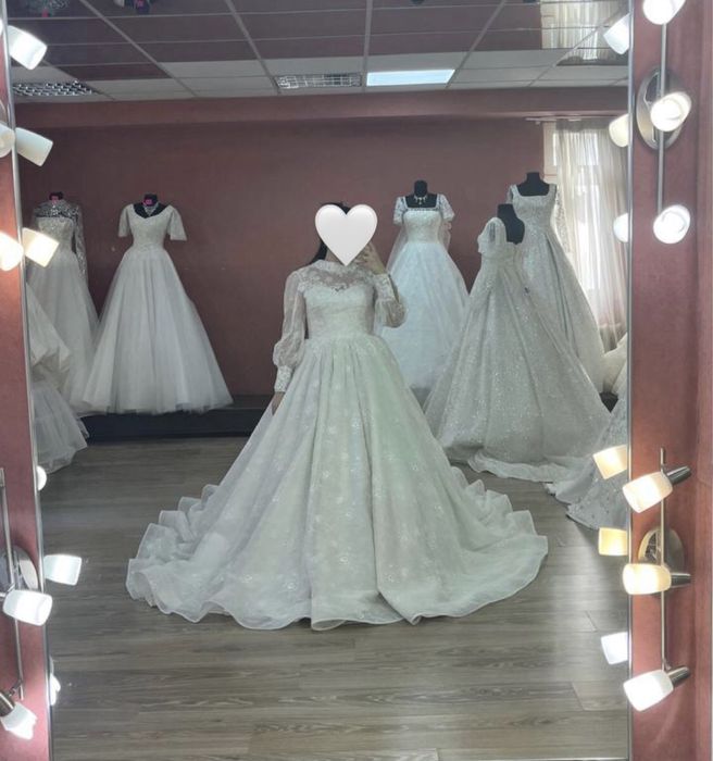 Свадебное платье