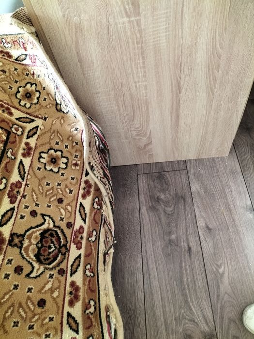 Продается ковер 2*4, дорожка 1.2*3