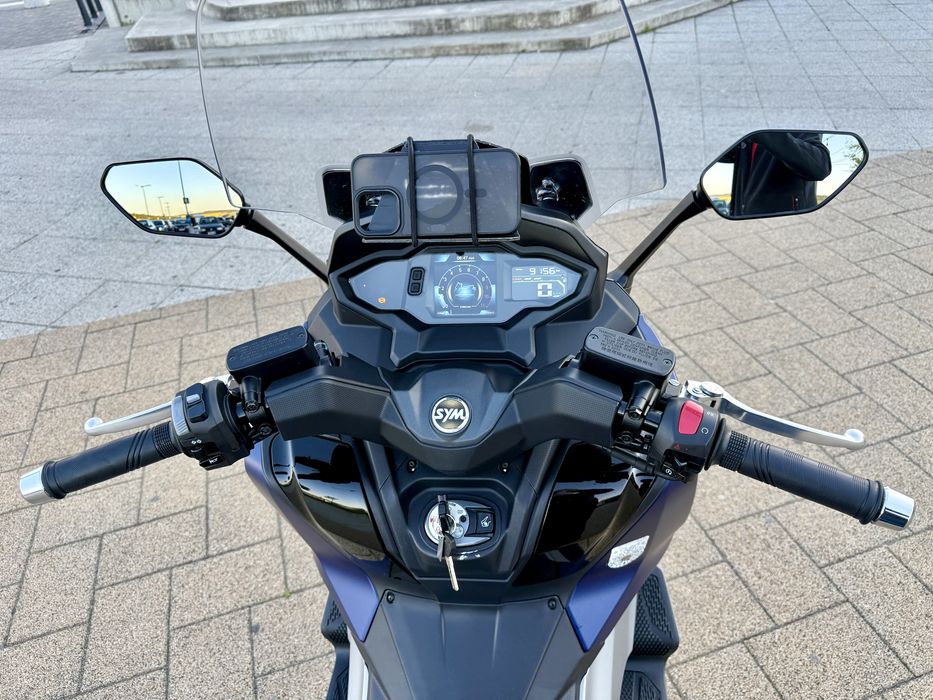 Sym Maxsym TL 500 2022 cu doar 9000 km