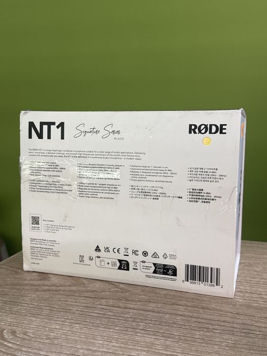 RODE NT1 / Signature Series Black / Desigilat