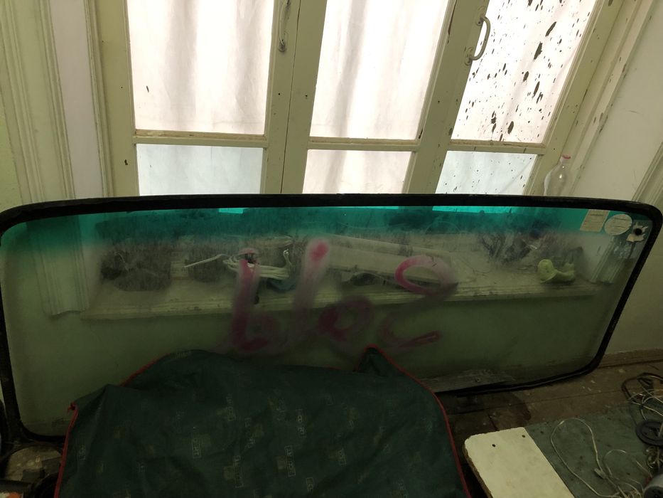 Продаётся лобовой от исузу сенжи