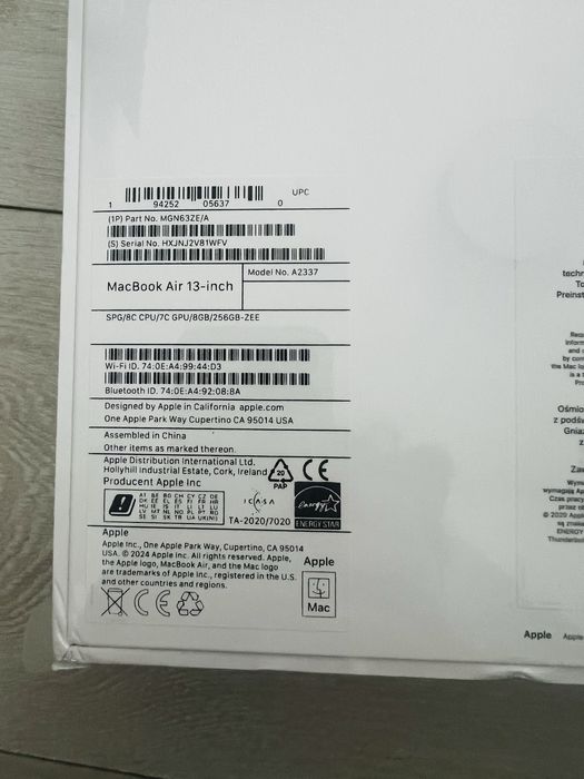 MacBook Air M1 13” 8GB RAM, 256GB SSD – Sigilat, Nou