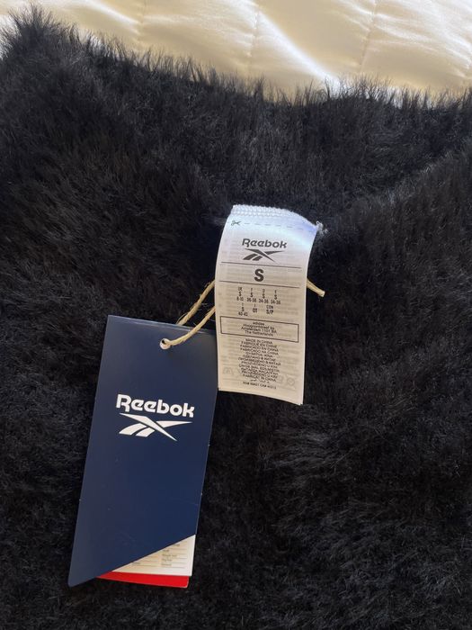 Къси панталони с пух на Reebok