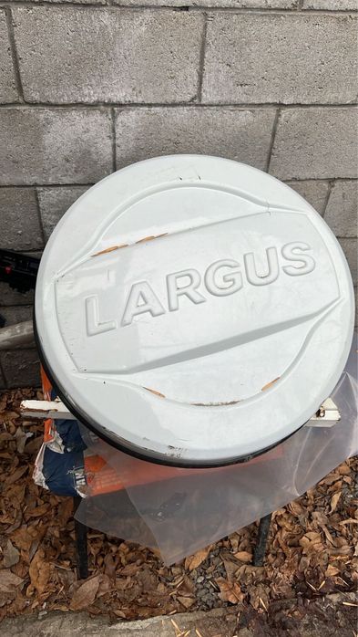 Lada Largus крышка от запаски