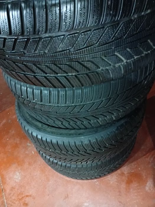 Зимние шины Hankook Winter i*cept R21 235/40 102V — комплект 4 шт