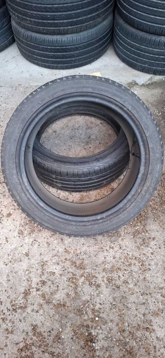 2бр. 225/45/17 Bridgestone 6.5mm грайфер, дот 18г. ***