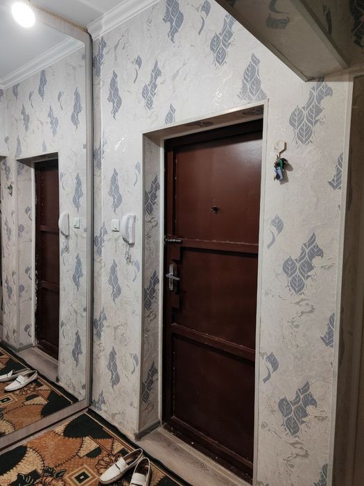 Продаю квартиру Яшнабадский р-он Авиасозлар Франция 2-ком 5-этаж 9-эта