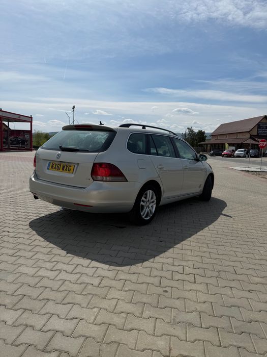 Wolkswagen golf  start stop 1.6 diesel 2011