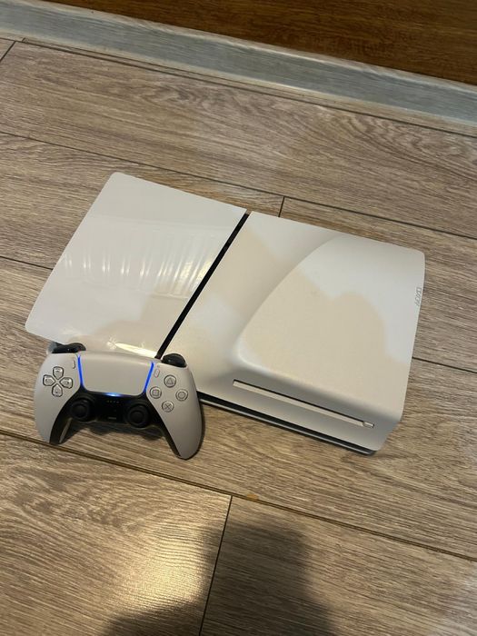 PlayStation5 - Slim, Stare perfecta, + Un controller original Ps5