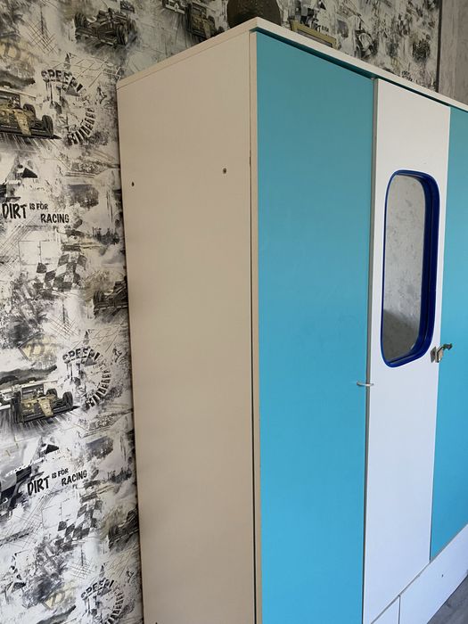 Детский шкаф и кровать