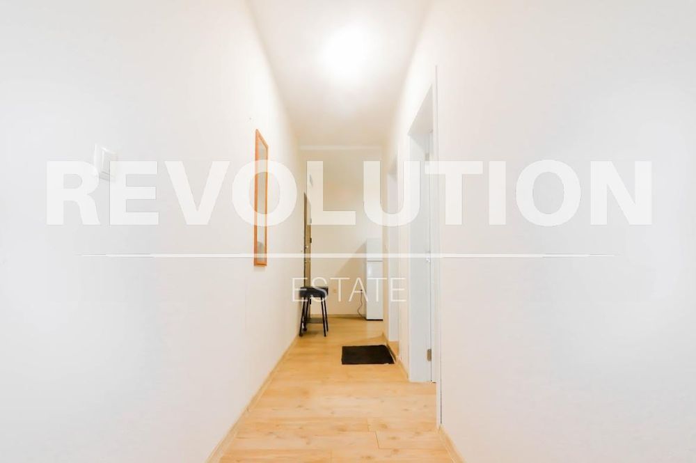 Дава се под наем Двустаен апартамент в Варна, Левски - 65 кв.м за 500 € - Снимка #6