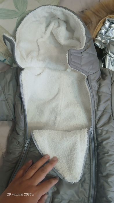 Продам детский зимний комбинезон