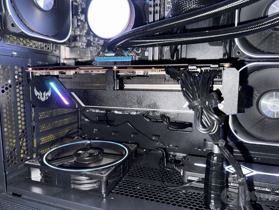 Asus Tuf rx5700 8GB OC
