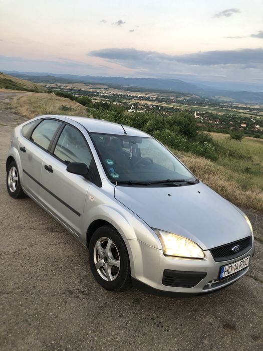 Ford focus 2 1.6 benzina