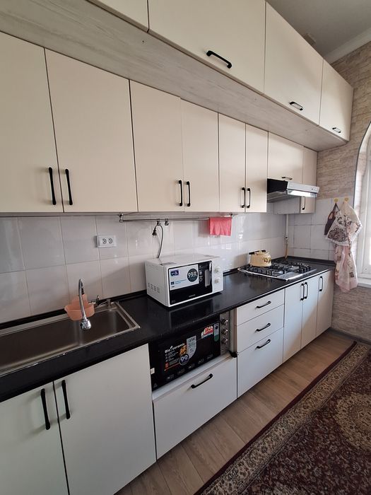 Sroshno hovli sotiladi