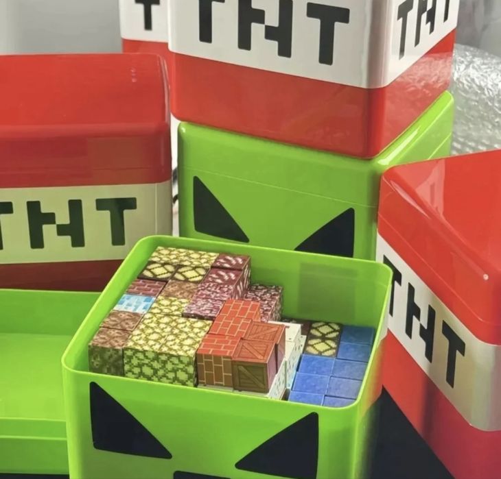 Майнкрафт 240 броя магнитни кубчета с КУТИЯ за съхранение, Minecraft