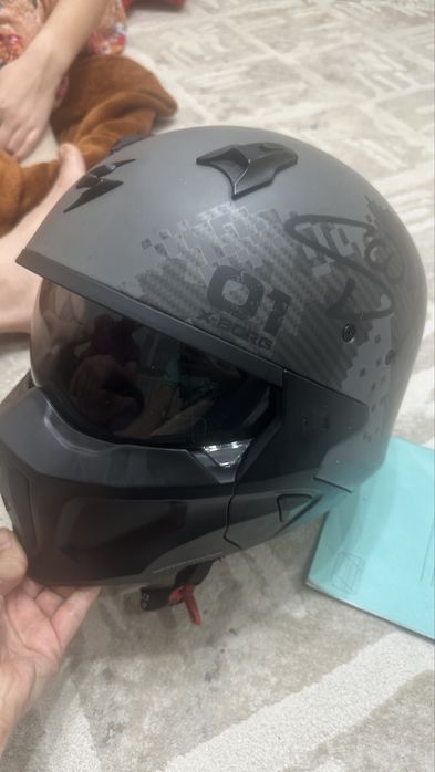 Мото шлем отличного качество