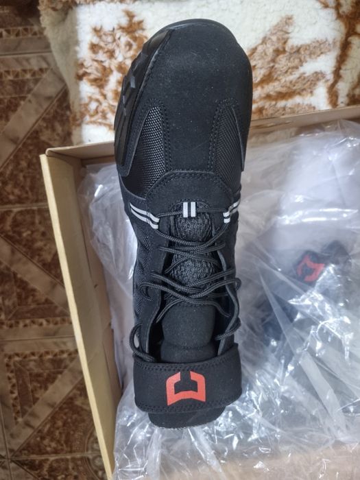 Vand ghete pentru motor