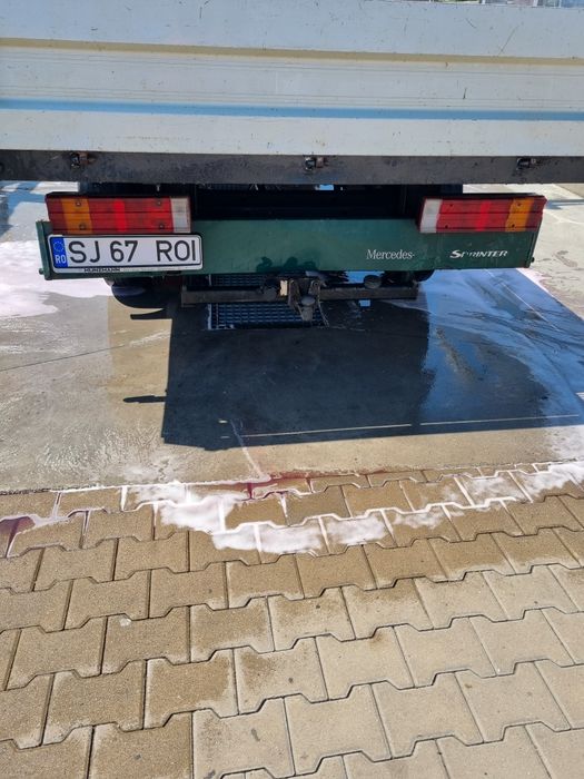 Vând mercedes 3.5 t
