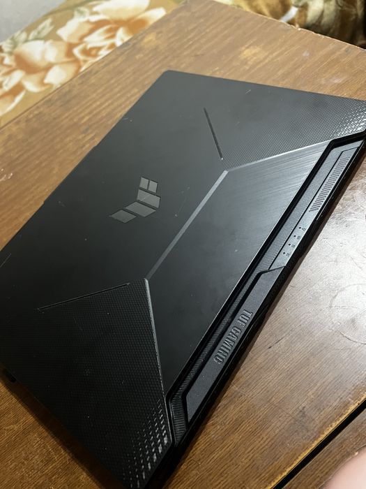 Игравой ноутбук Asus tufgaming 512gb почти новый
