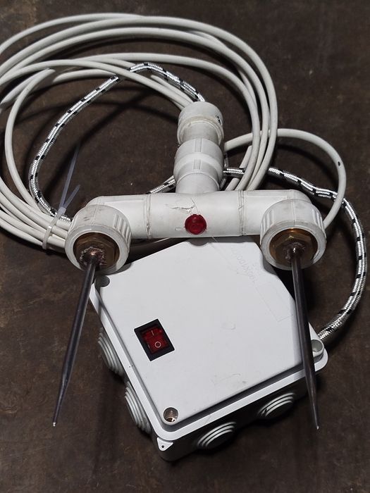 Vând asomator electric