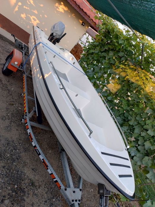 Vând sau schimb cu kormoran 420L