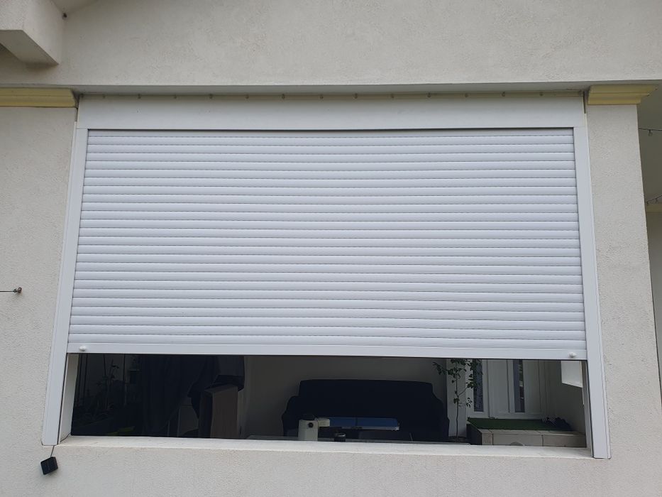 Rulou alb din aluminiu cu motor electric Somfi 275/190