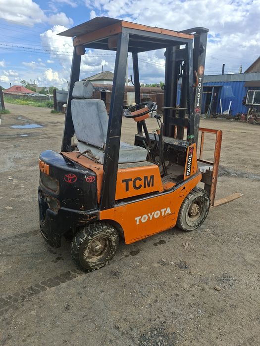 Продам погрузчик вилочный