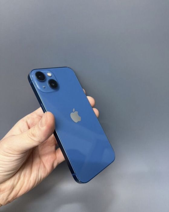 iPhone 13 128Gb с гарантией