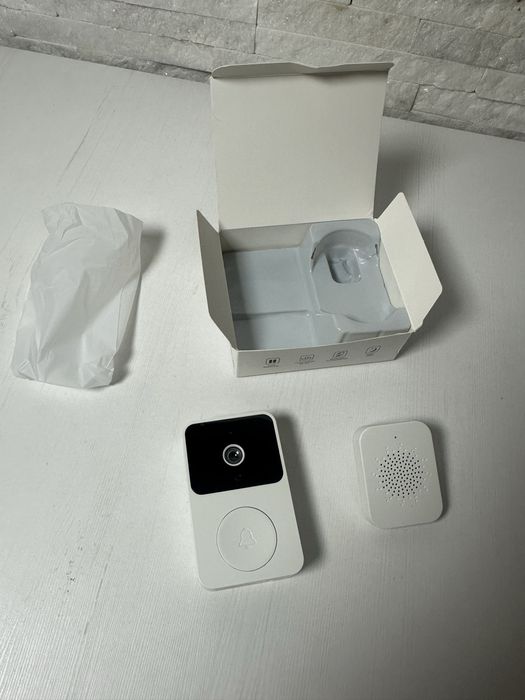 Sonerie usa inteligenta fara fir distanta 30m Wi-Fi, cu camera, schimbare de voce, stocare imagini in cloud, alb