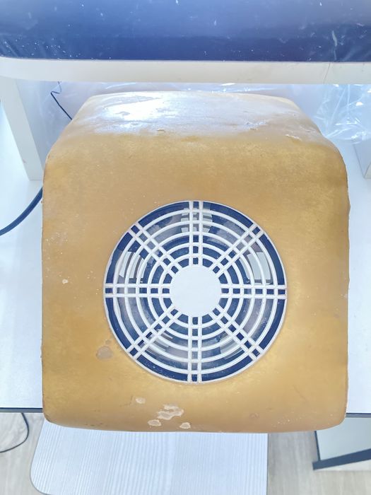 Пылесос для маникюра …..