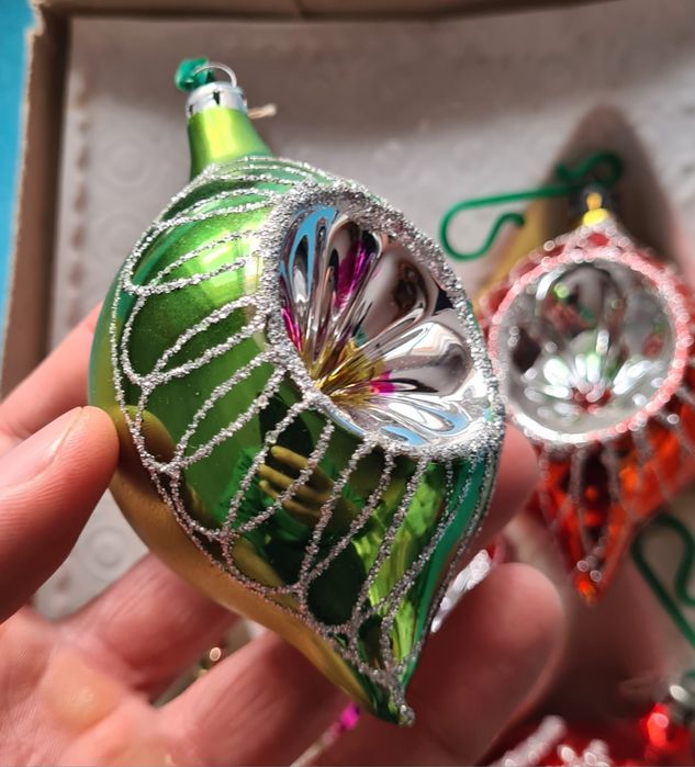 Globuri Vechi Romanesti Perioada Varf De Brad