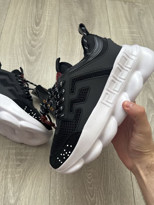 Versace Chain Reaction