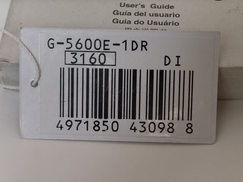 Casio G-5600E в отличном состоянии