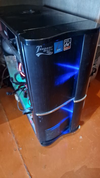 Корпус  ПК   Thermaltake  ATX  чёрный