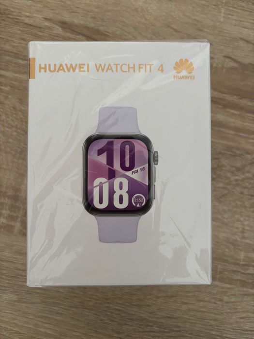 Смарт часовник HUAWEI WATCH FIT 4