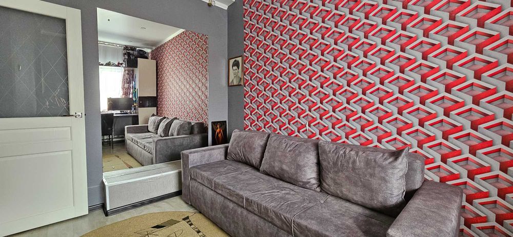 Продам 2-х этажный дом