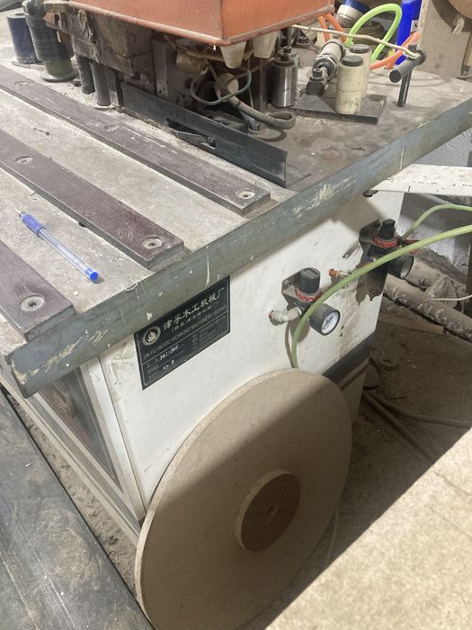 Кромочный станок.