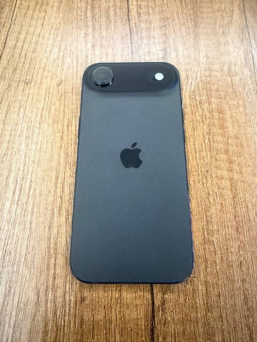 Новый iPhone Air и оригинальный чехол Pitaka в подарок