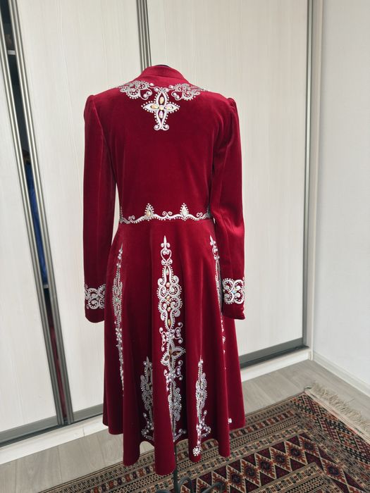 Продам камзол рр 42-44