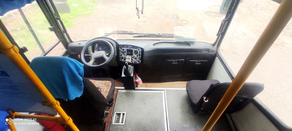 Isuzu NP37 2013 samauto