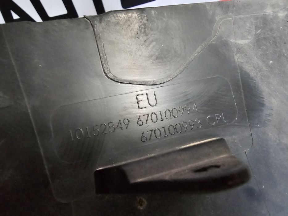 Deflector aer Maserati Ghibli cod 670100994