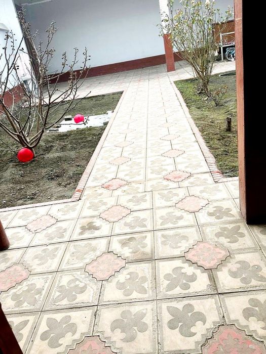 Кукон Шахар  бабушкин худудида уй сотилади