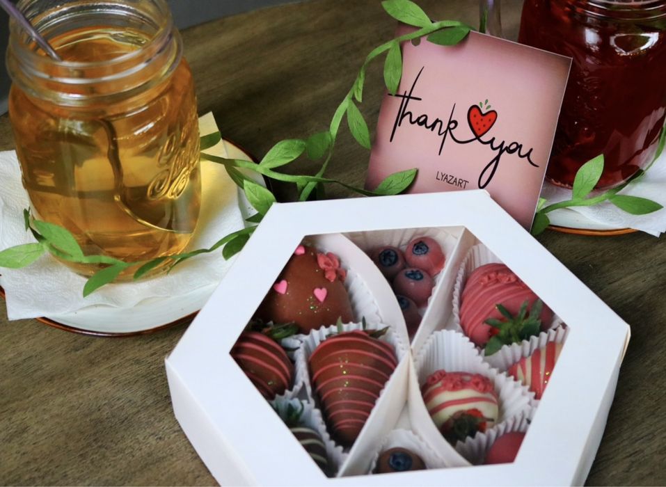 Клубника в шоколаде Алматы