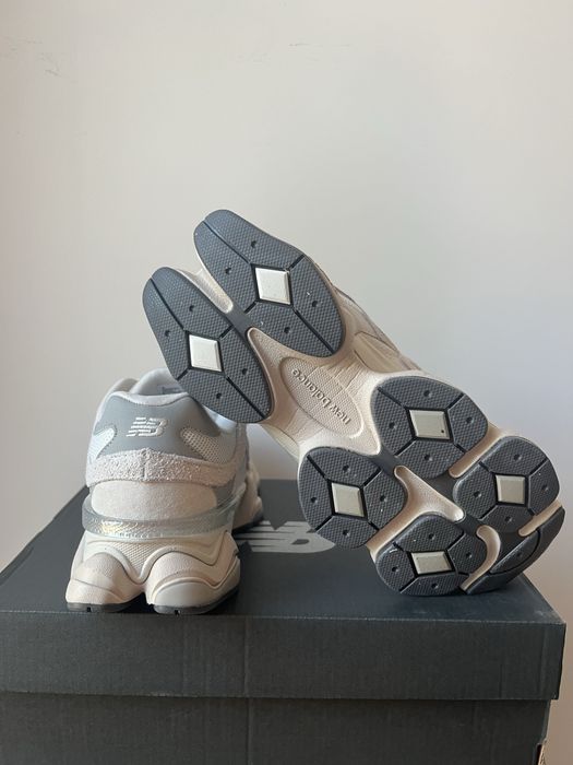 New Balance 9060 Grey