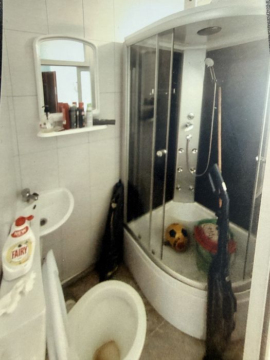 Vand garsoniera conf2 sau schimb cu apartament 2 camere plus diferenta