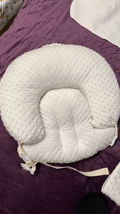 Лежанка/подушка для кормления