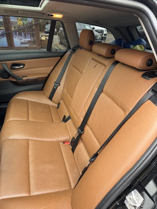 BMW 3 Series 2011 — imagine 4