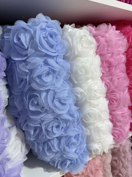 Ткань сетка с розами