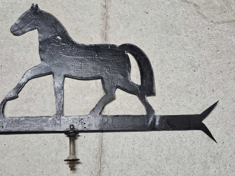 Горна част от ретро ветропоказател